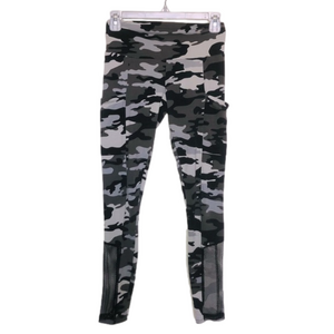 RUE 21 Snow Camo Print Legging w. Fishnet Detail